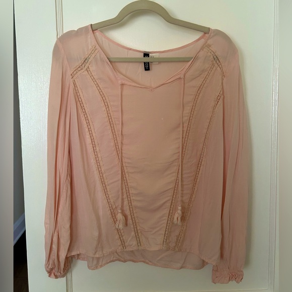Pink boho top with lace detail - Picture 1 of 4